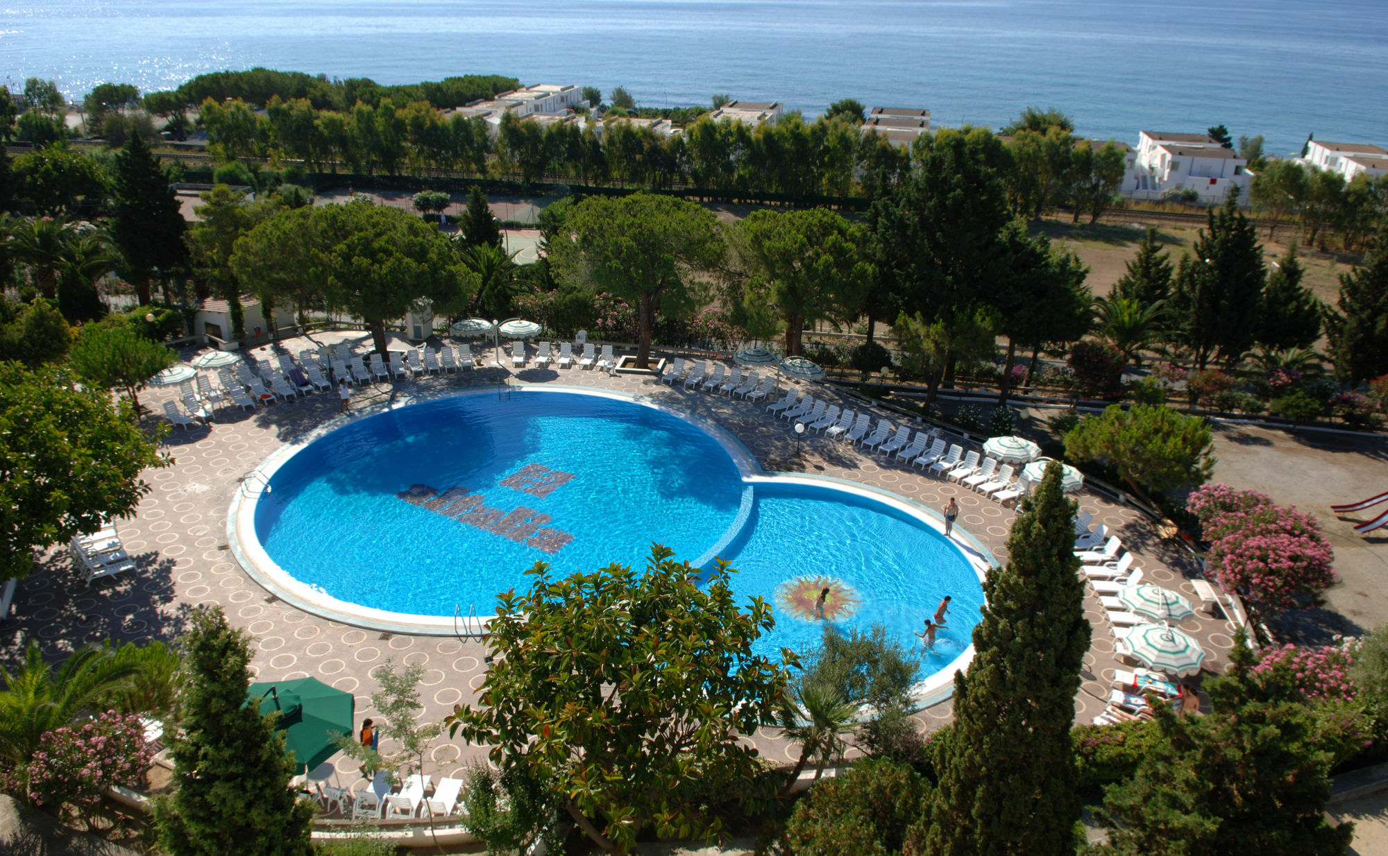 Hotel Villaggio Club Altalia Residence Brancaleone Exterior photo